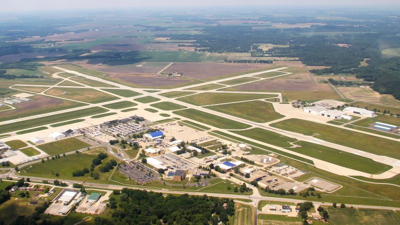 Abraham Lincoln Capital Airport